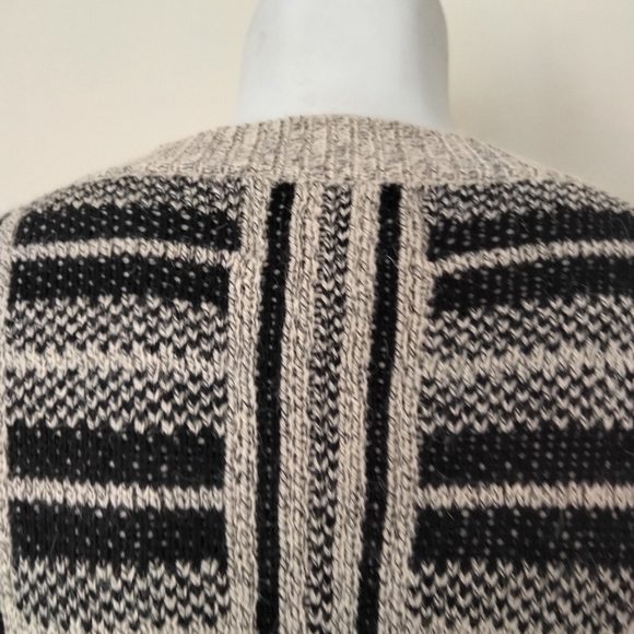Mia Maddison women's cardigan - Picture 7 of 16